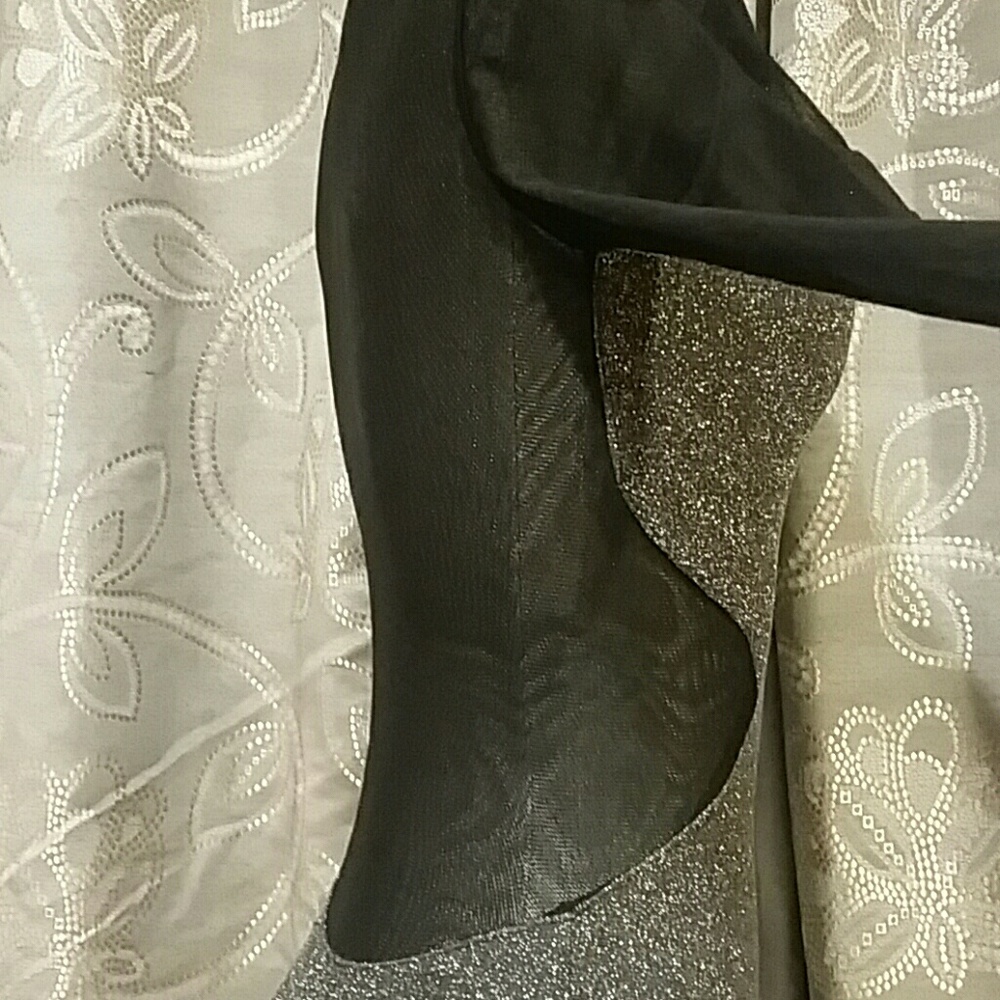 Express Dress - Picture 6 of 8
